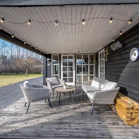 Sande - 400m From The Sea By Interhome